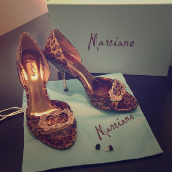 M A R C I A N O : “PM Tessa” Peep-toe Heels - Picture 8 of 8